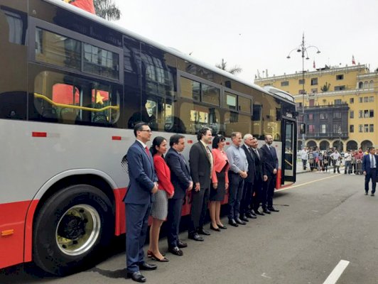 procedure-iv-launches-first electric-bus-in-lima