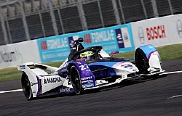sims-finishes-fifth-in-the-mexico-city-e-prix