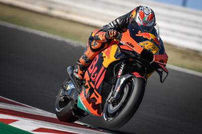 pol-espargaro-quickest-to-this-level,-rossi-debuts-new-use