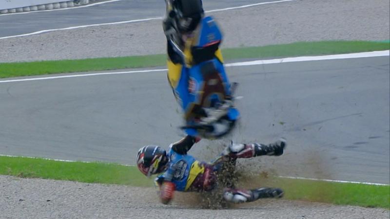 bezzecchi-top-in-a-bruising-moto2-fp3-that-seen-lowes-crash