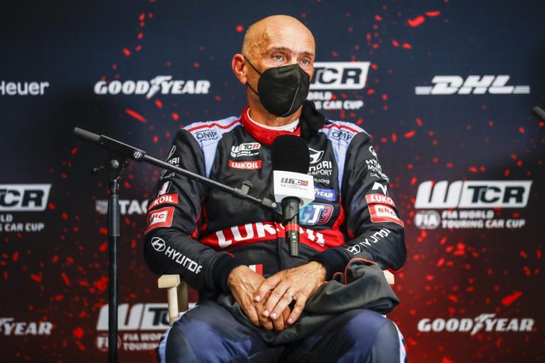 wtcr-–-flee-of-spain-flee-press-conference