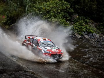erc-–-sordo-snatches-in-a-single-day-lead-from-home-hero-moura