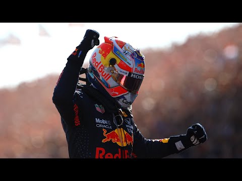VİDEO! Max Verstappen is world champion after overtaking Lewis Hamilton on final lap!